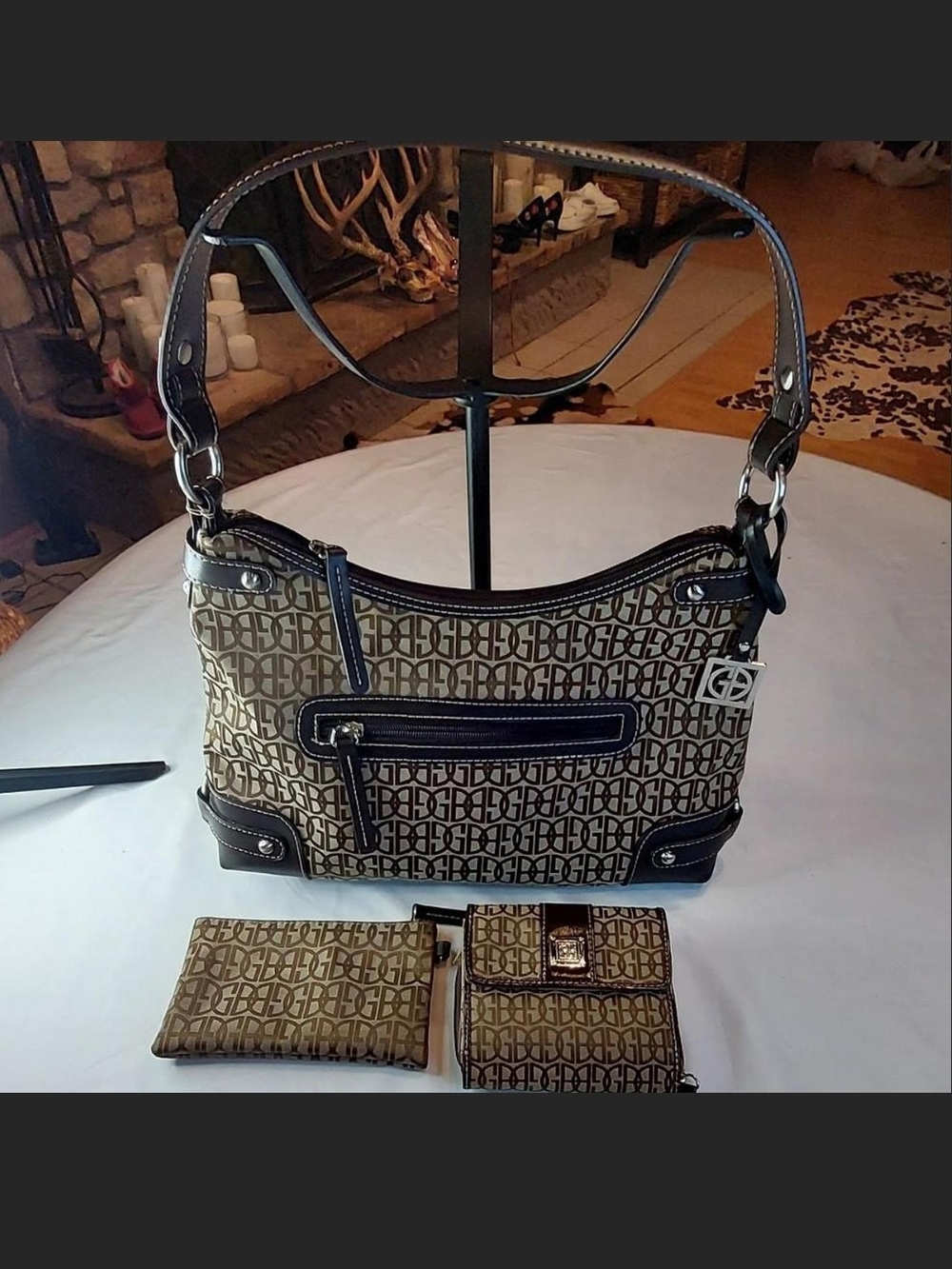 Giani Bernini 3-Piece Matching Signature Monogram Shoulder Bag Wallet & Pouch